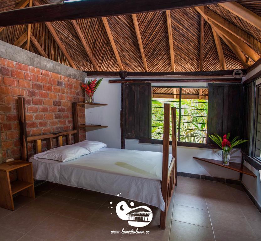 Hostal La Media Luna Palomino Szoba fotó